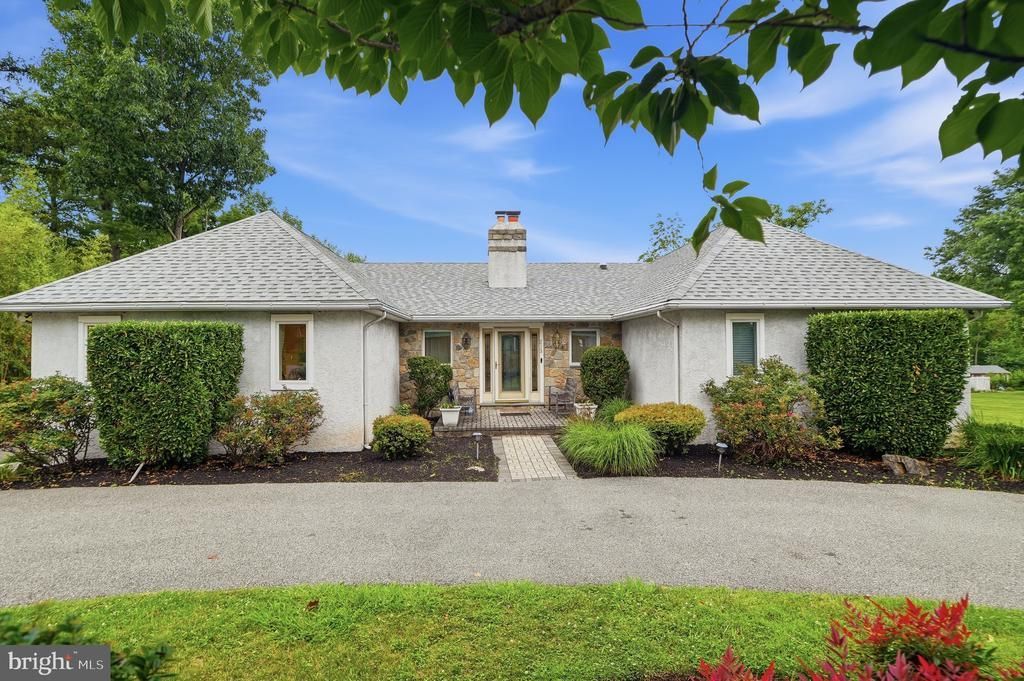 213 BURNSIDE AVENUE, WEST NORRITON, PA 19403