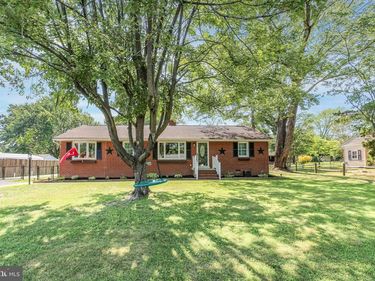 607 CULPEPER STREET, FREDERICKSBURG, VA 22405