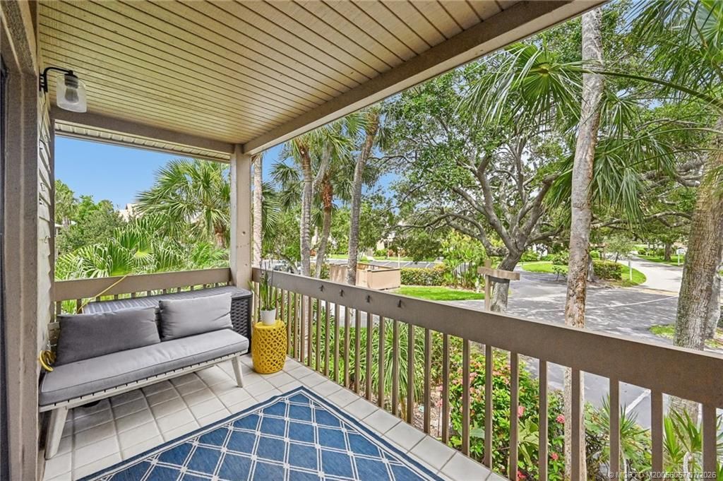 250 NE Edgewater Drive, Stuart, FL 34996 Photo