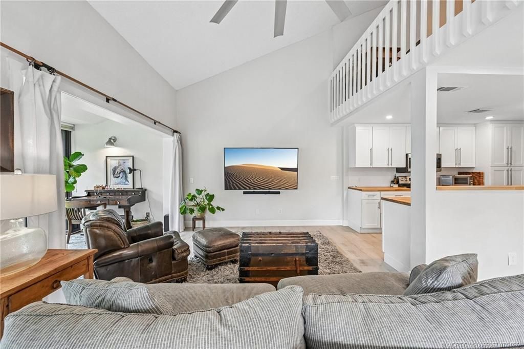 250 NE Edgewater Drive, Stuart, FL 34996 Photo