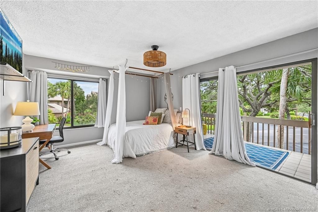 250 NE Edgewater Drive, Stuart, FL 34996 Photo