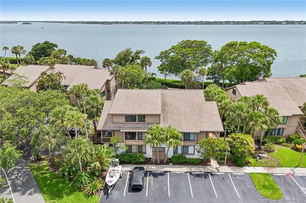 250 NE Edgewater Drive, Stuart, FL 34996 Photo