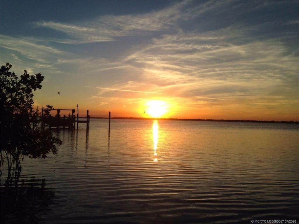 250 NE Edgewater Drive, Stuart, FL 34996 Photo