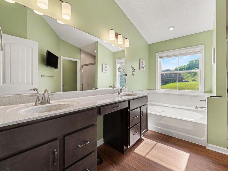 7577 Devonshire Drive, Alexandria, KY 41001 Photo 15