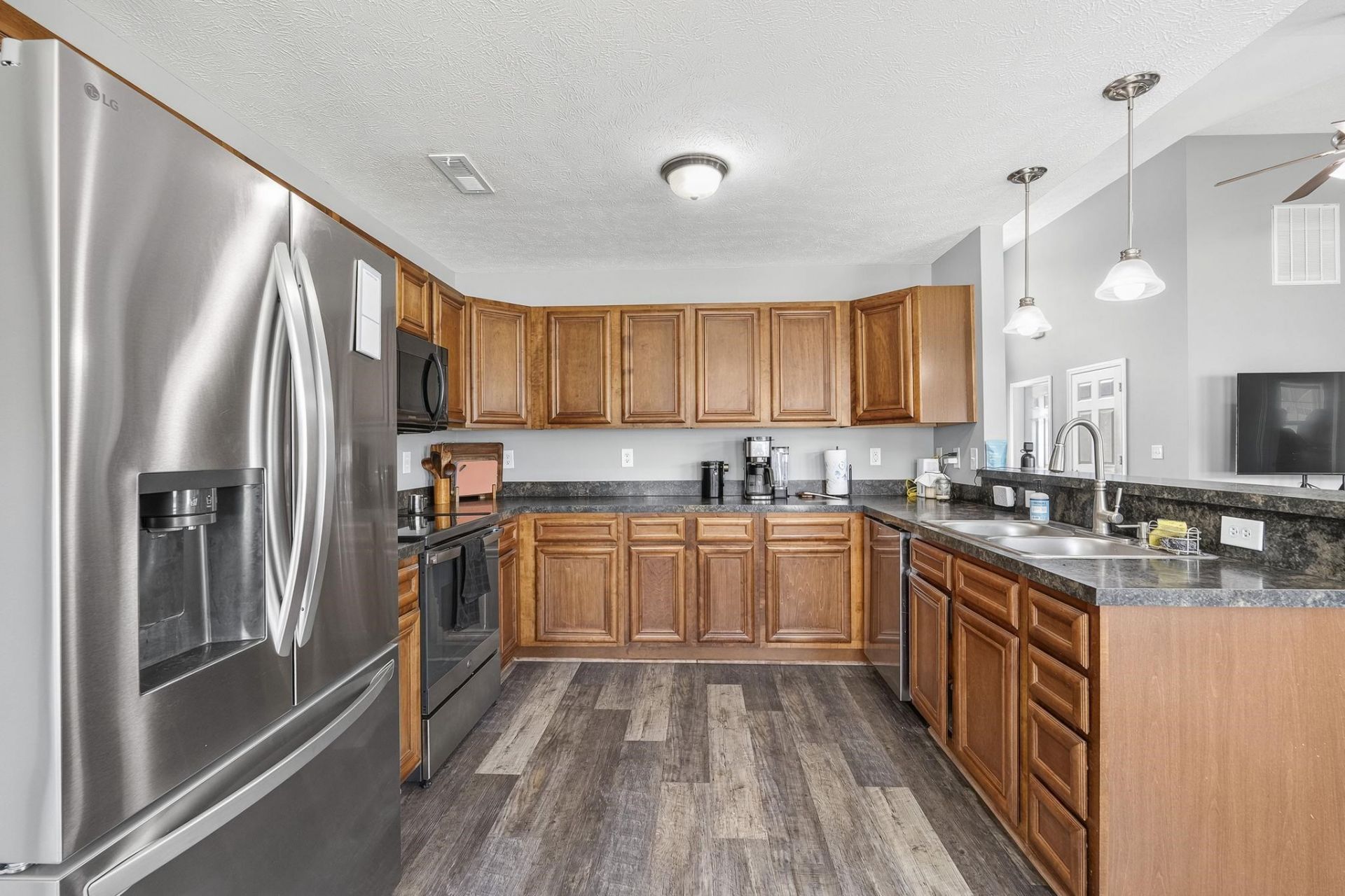464 Carolina Woods Dr.  Photo 10