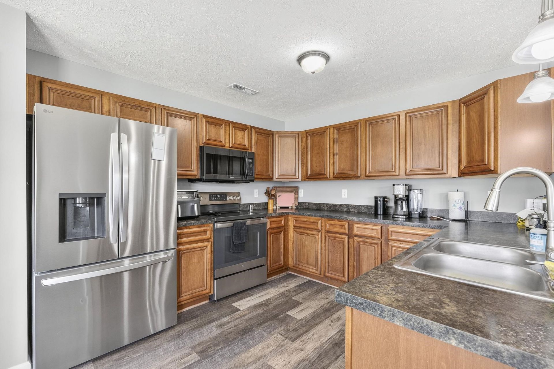464 Carolina Woods Dr.  Photo 11