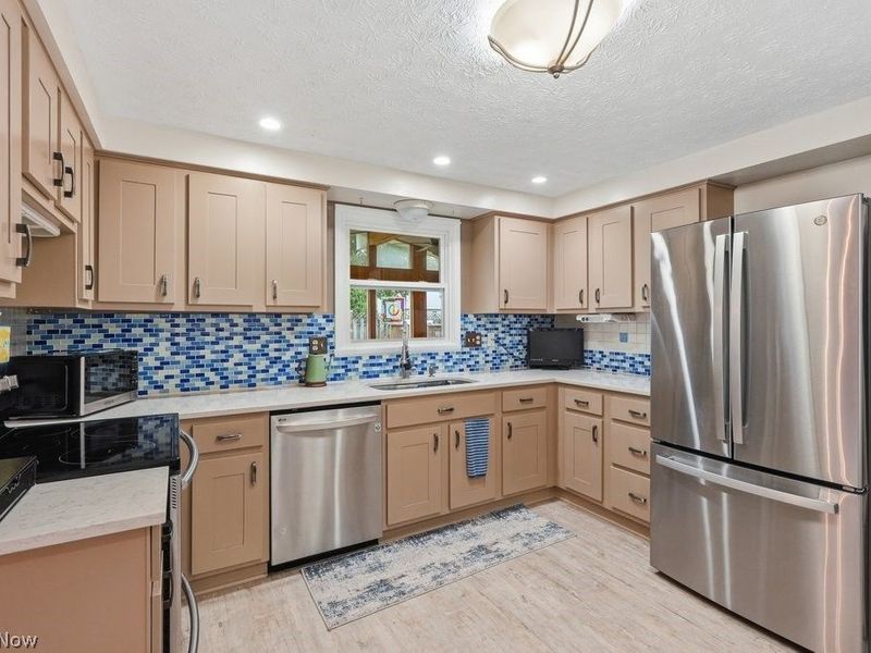 187 Fox Run Drive, Munroe Falls, OH 44262 Photo 6