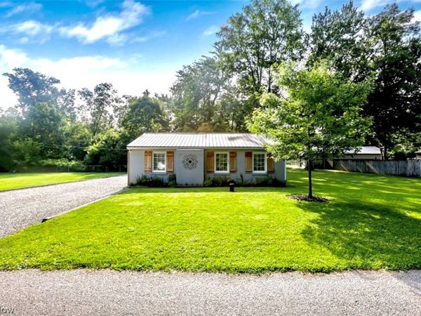 13400 Cedar Road NE, Thornville, OH 43076