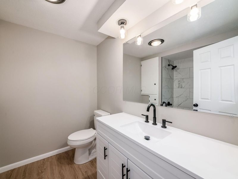 1344 Yorktown Road , Columbus, OH 43232 Photo 18