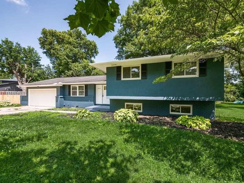 1344 Yorktown Road , Columbus, OH 43232 Photo 3