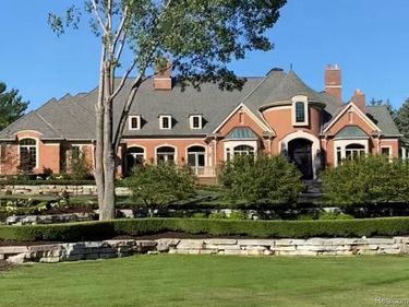 5165 Abbey Road, Oakland Township, Mi 48306