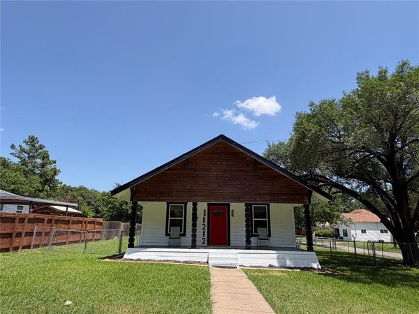 1212 Earl Street , Commerce, TX 75428