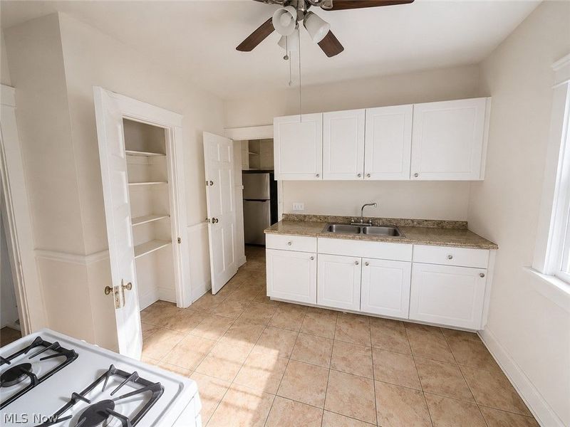 9404 Willard Avenue, Cleveland, OH 44102 Photo 18