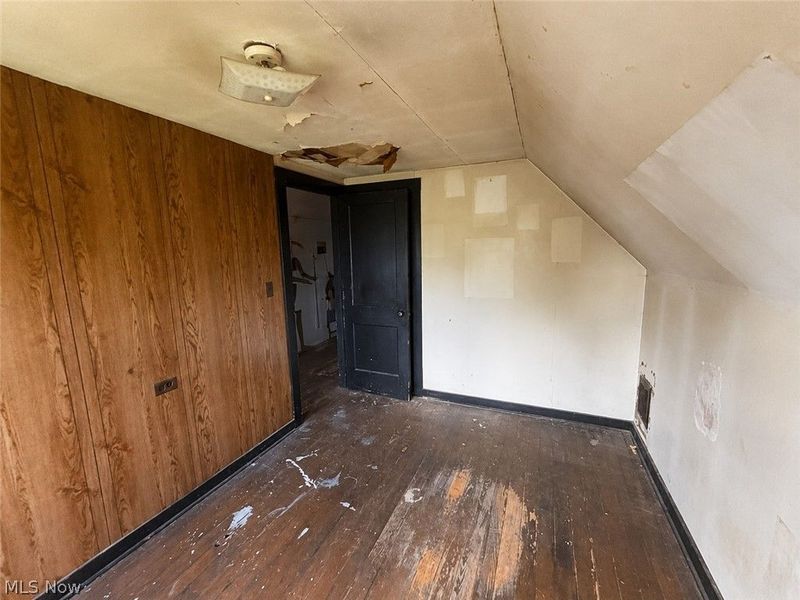 9404 Willard Avenue, Cleveland, OH 44102 Photo 26