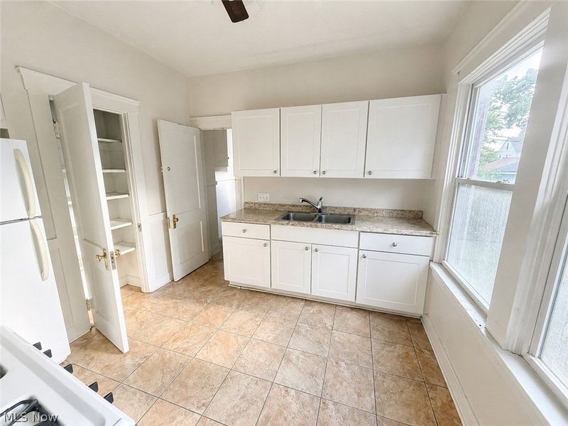 9404 Willard Avenue, Cleveland, OH 44102 Photo 9