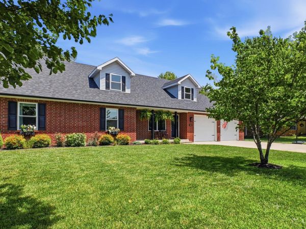 181 Wildwood Place , Bolivar, MO 65613