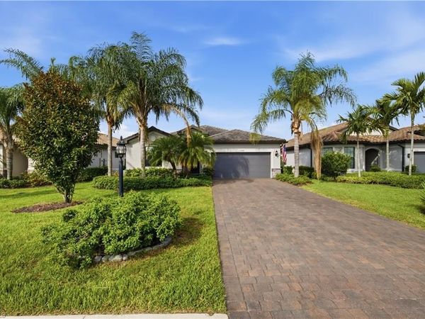 19584 Utopia LN, ESTERO, FL 33928
