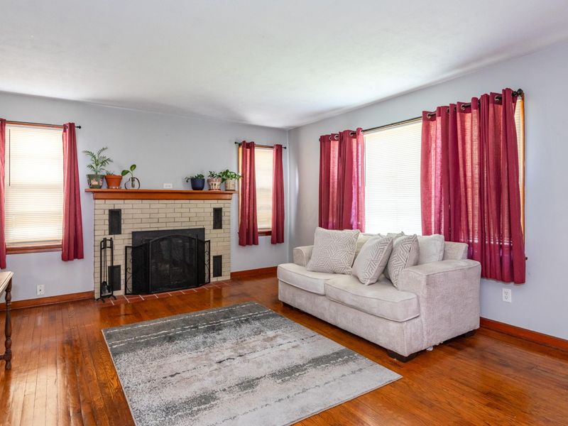 221 W Parkwood Avenue, Springfield, OH 45506 Photo 4