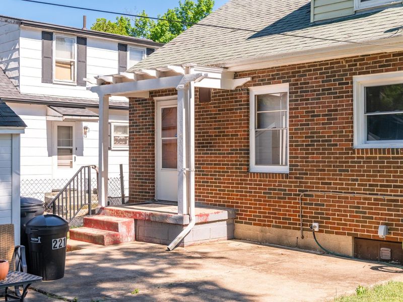 221 W Parkwood Avenue, Springfield, OH 45506 Photo 40