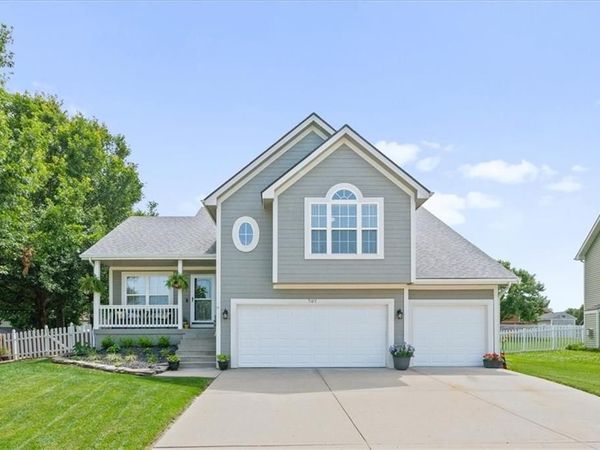 707 Joseph Street, Liberty, MO 64068