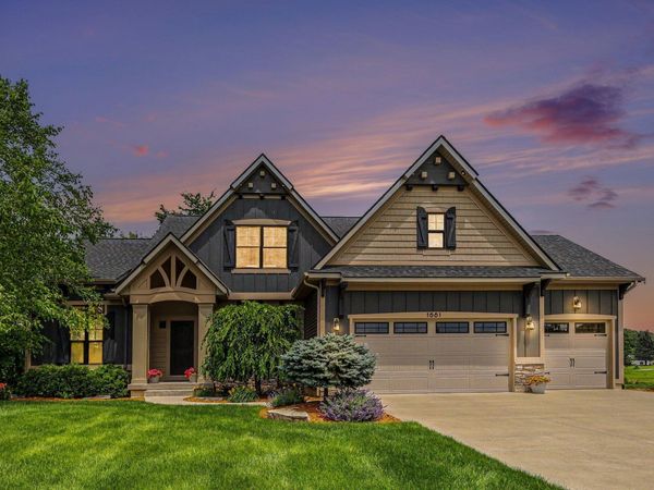 1661 Kingsland Drive SW, Byron Center, MI 49315