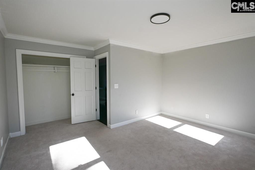 723 Moss Creek Drive  Photo 13