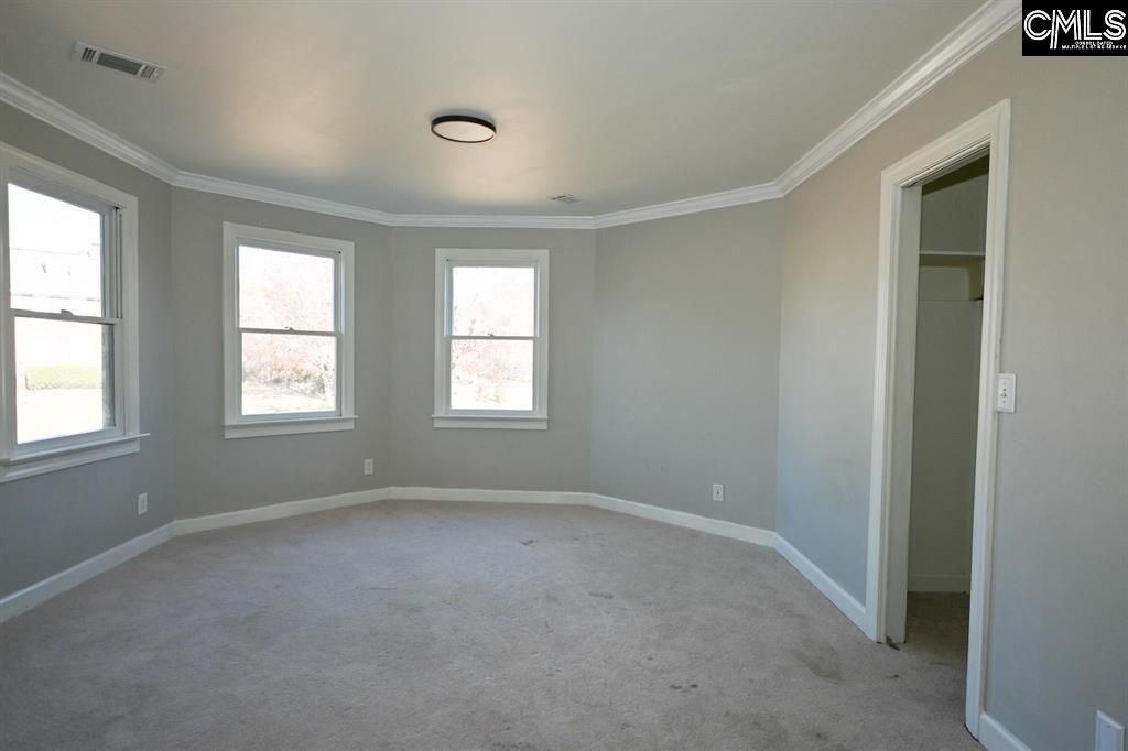723 Moss Creek Drive  Photo 34