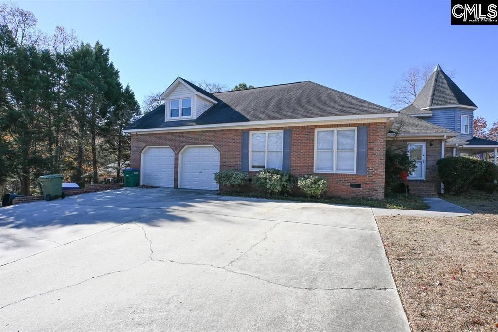 723 Moss Creek Drive  Photo 45