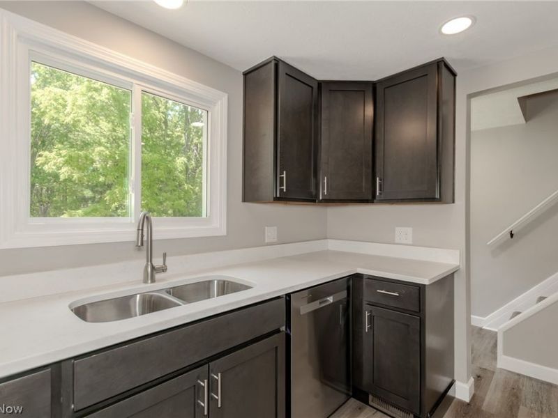 2986 Bishop Road, Willoughby Hills, OH 44092 Photo 5