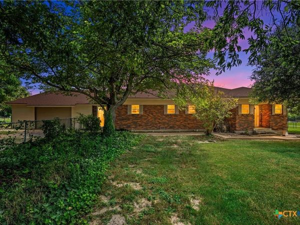 204 Christopher Drive, Eddy, TX 76524
