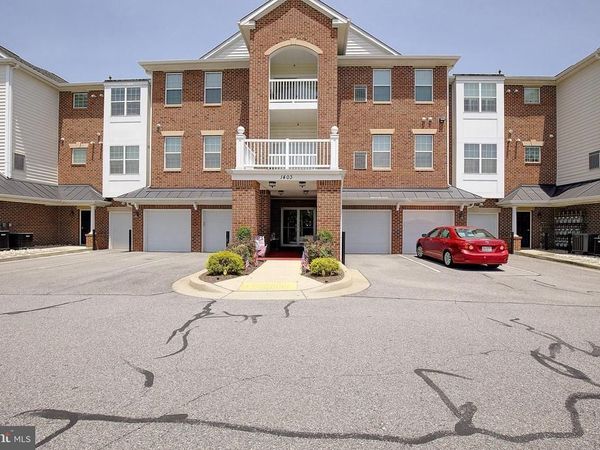1403 WIGEON WAY, Unit 302, GAMBRILLS, MD 21054