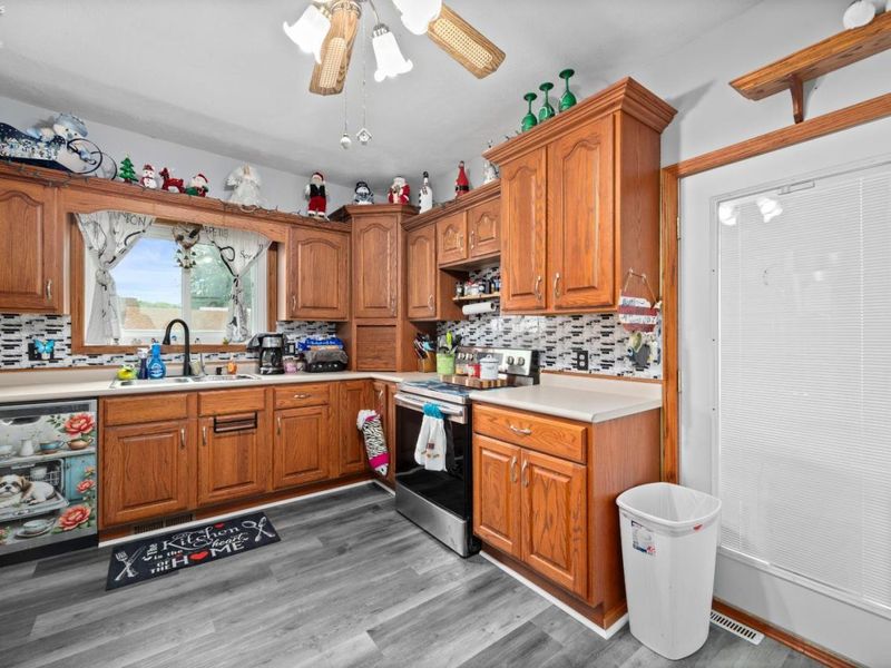 2105 Wayne Street, Sandusky, OH 44870 Photo 8