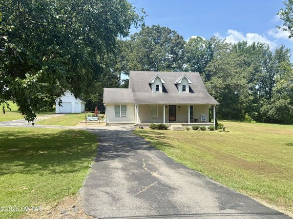 400 Clifty Village Lane , Paris, TN 38242