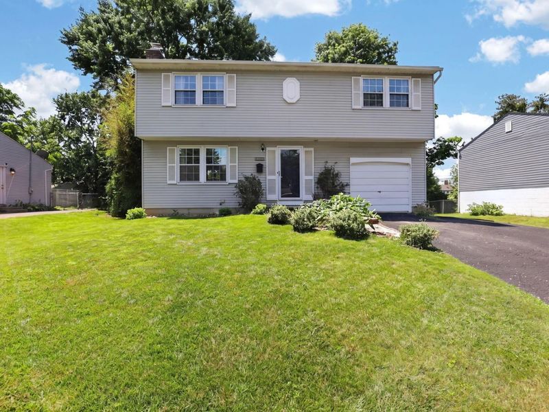 2991 Fleet Road, Columbus, OH 43232 Photo 2