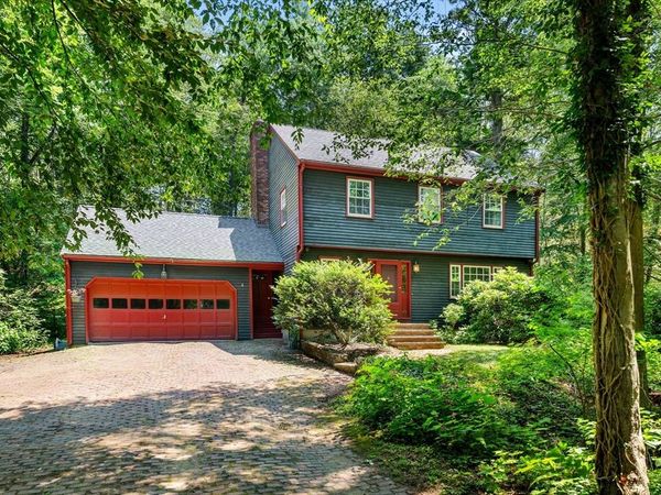 7 Hidden Ledge, Manchester, MA 01944