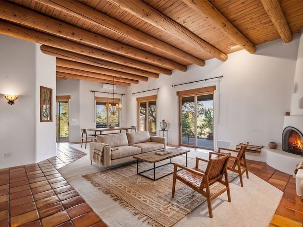25 Bluestem Drive, Santa Fe, NM 87506