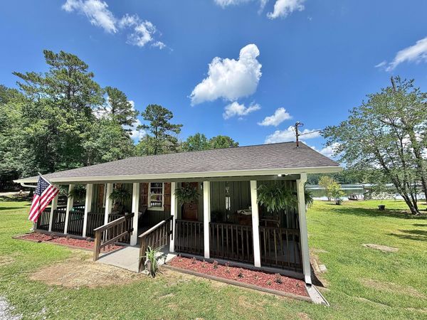 388 HARKINS LAKE Rd, Fayette, AL 35555