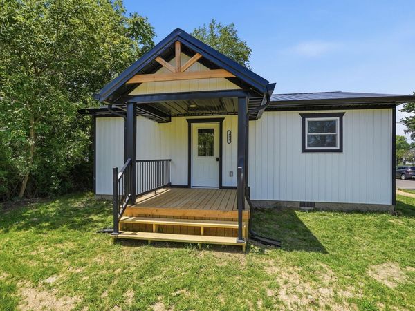 421 N Walnut Street, Hartford City, IN 47348
