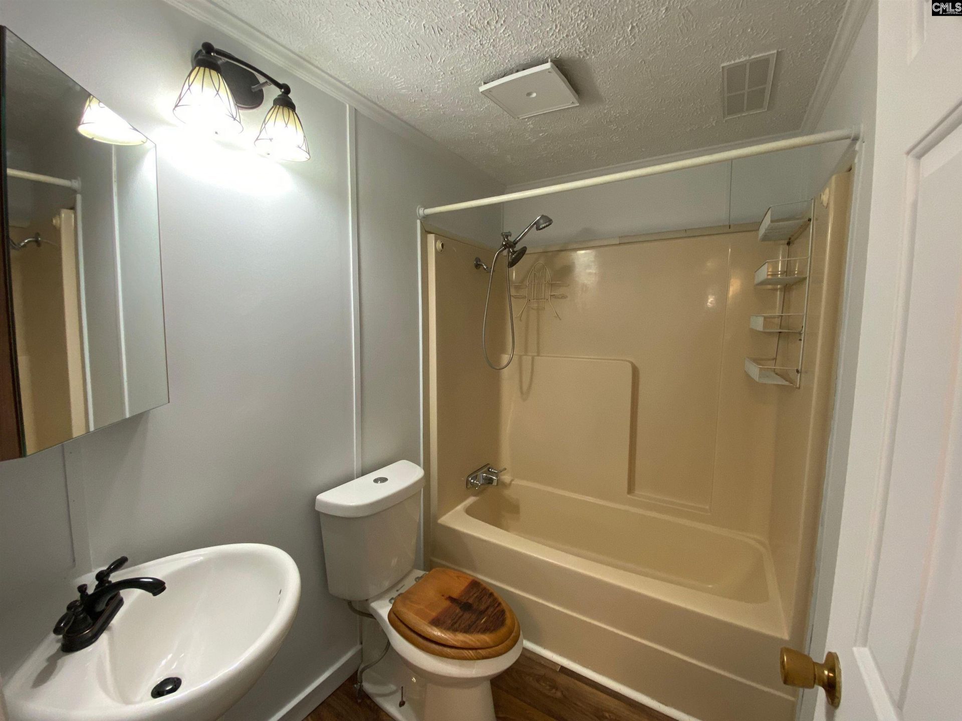 644 Pine Grove Road Photo 12