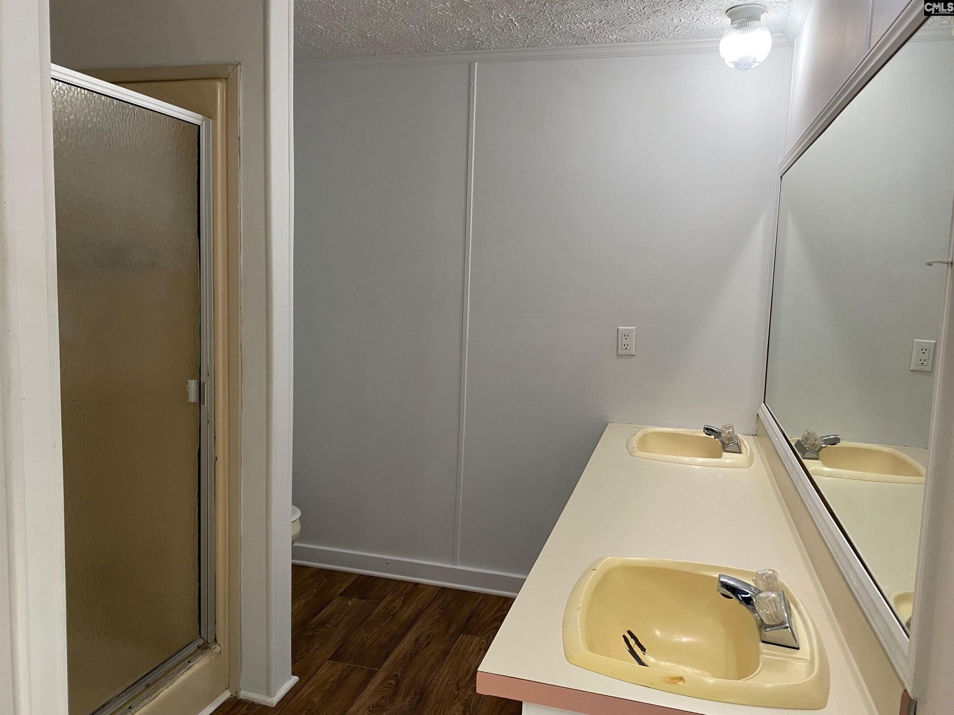 644 Pine Grove Road Photo 16