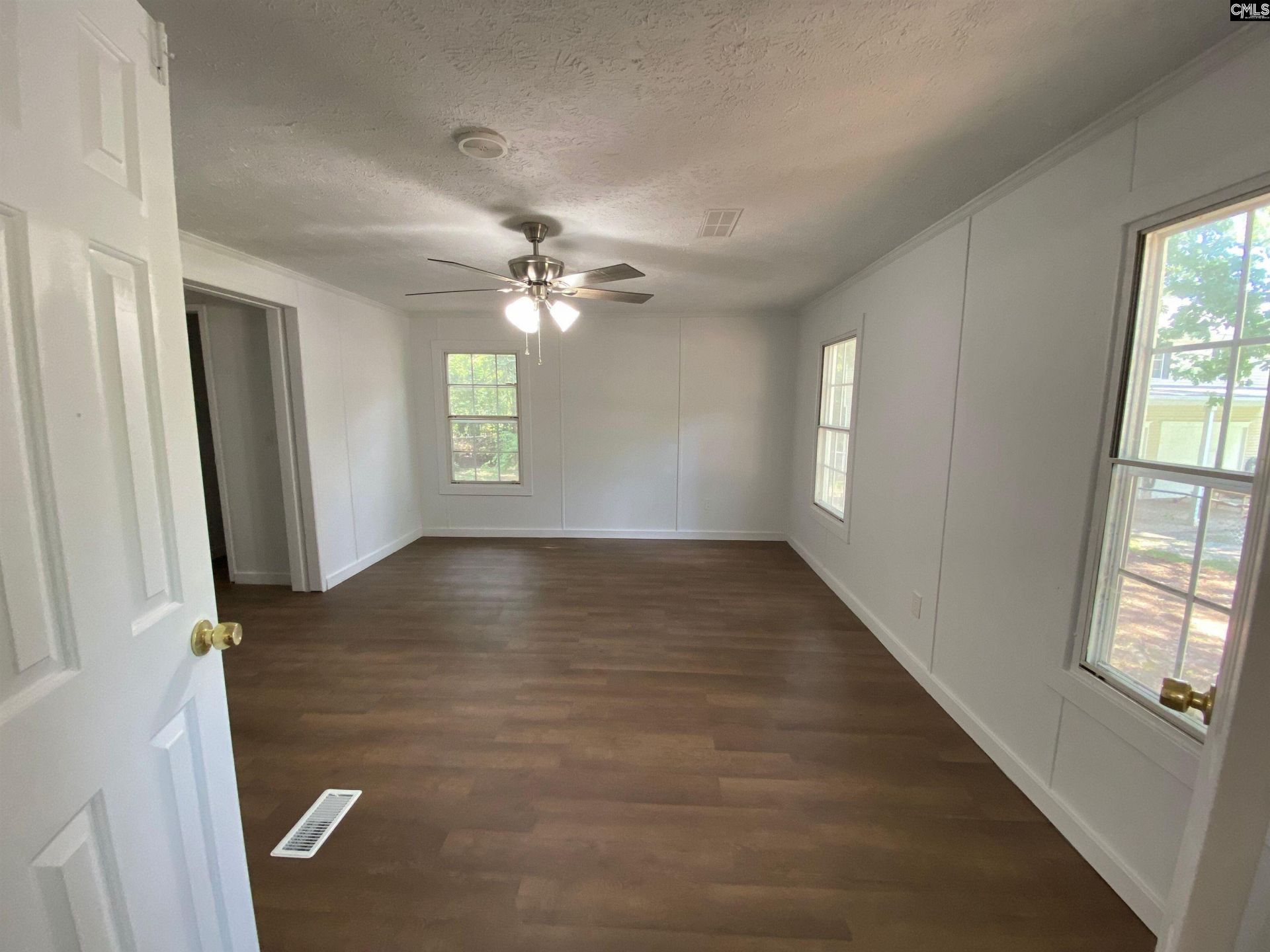 644 Pine Grove Road Photo 17