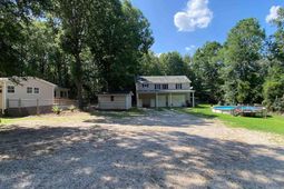 644 Pine Grove Road photo 4