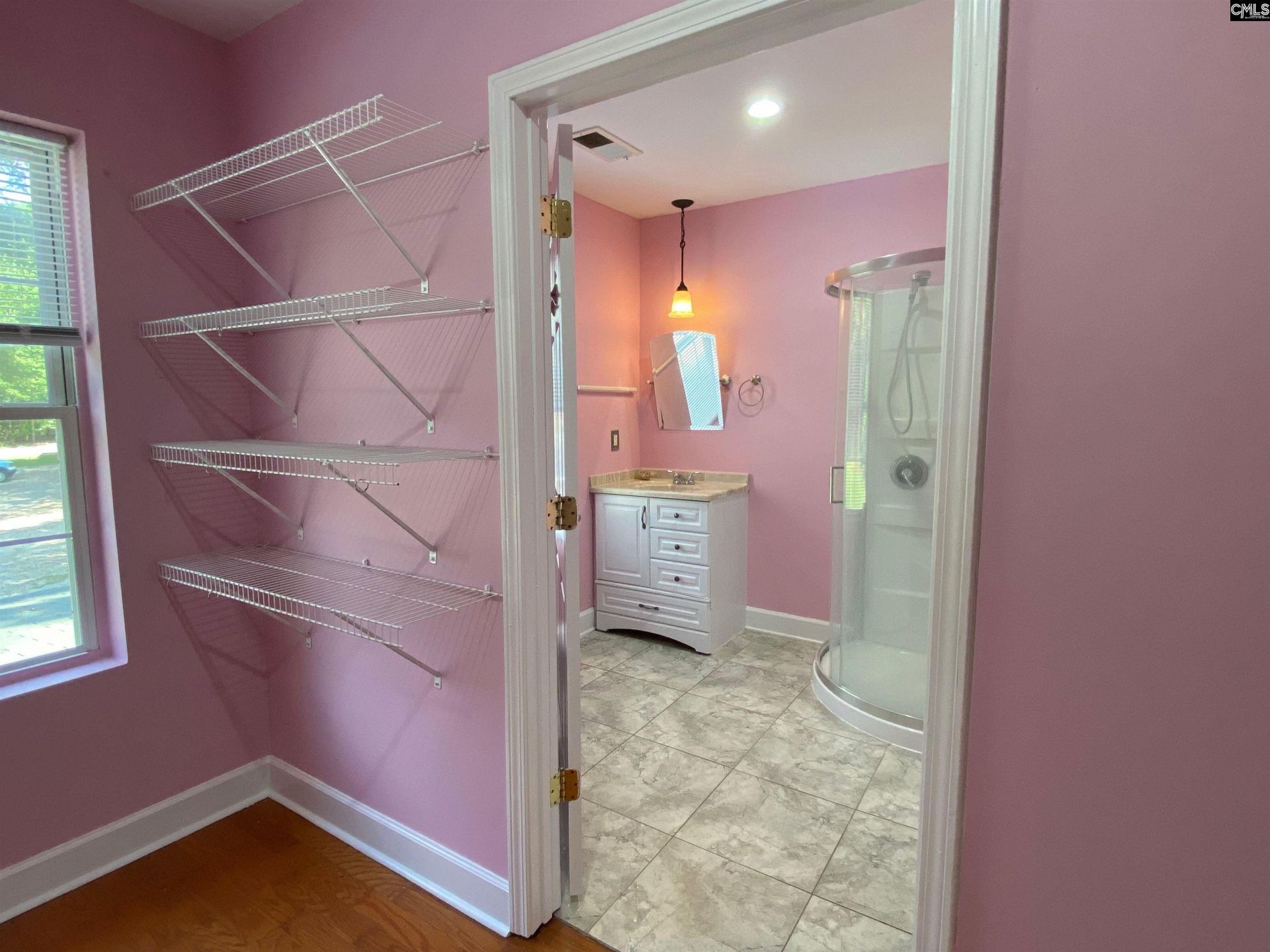 644 Pine Grove Road Photo 32