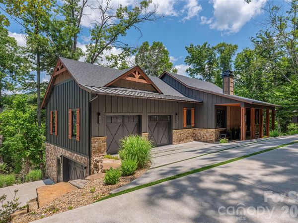 28 Garren View Drive, Fairview, NC 28730