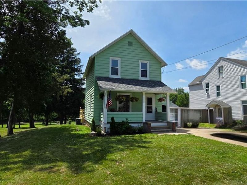 9964 E River Road, Elyria, OH 44035 Photo 1