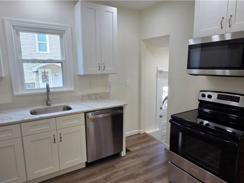 9964 E River Road, Elyria, OH 44035 Photo 14
