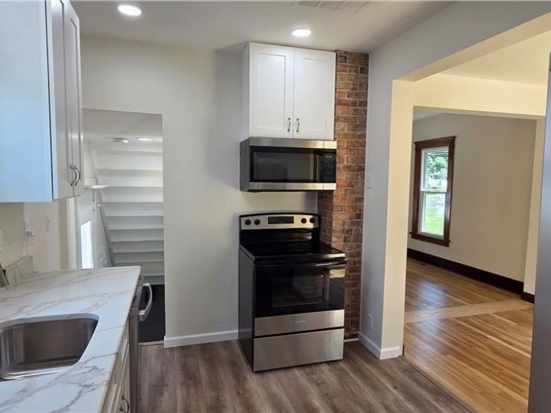 9964 E River Road, Elyria, OH 44035 Photo 18