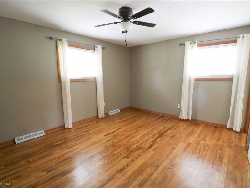 7329 Nethersole Drive, Middleburg Heights, OH 44130 Photo 26