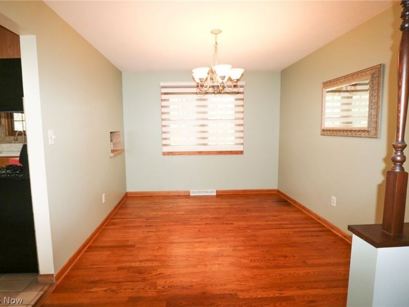 7329 Nethersole Drive, Middleburg Heights, OH 44130 Photo 6