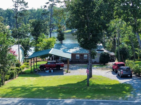 884 S Lake Drive, East Dublin, GA 31027